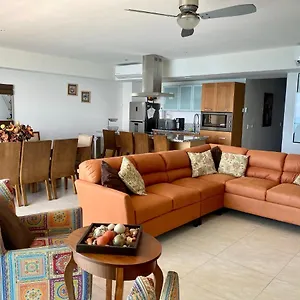 Peninsula Apartamento
